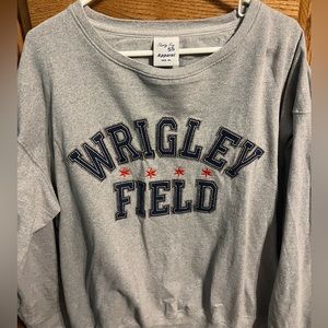 Wrigley Field Cubs XL crewneck sweatshirt